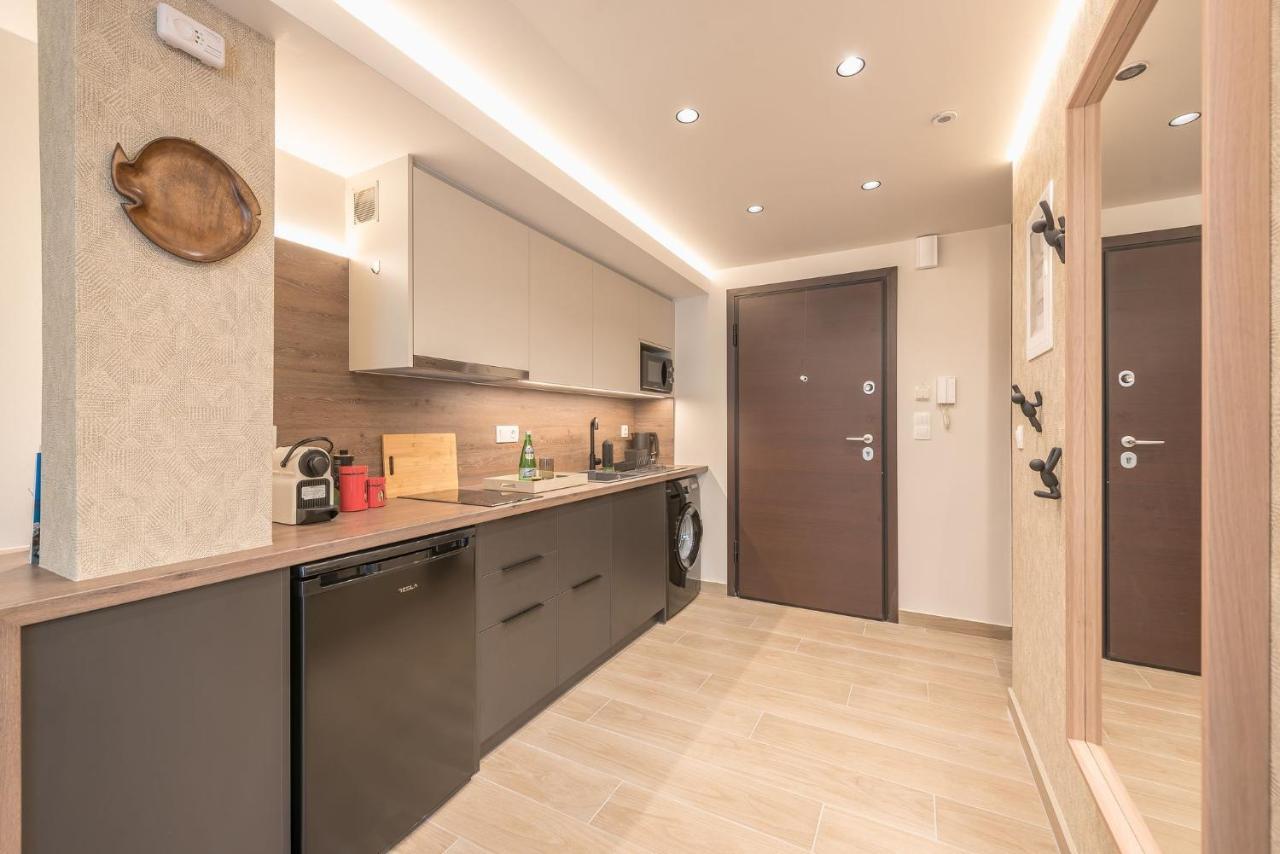 Beautiful & Renovated Aprtm In Piraeus Apartamento Exterior foto